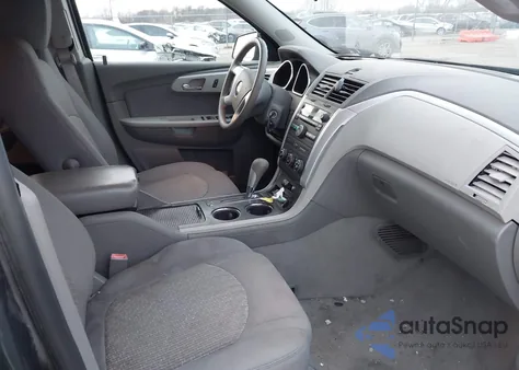 2012 Chevrolet Traverse Ls z USA, uszkodzony, nr VIN 1GNKREED6CJ384184